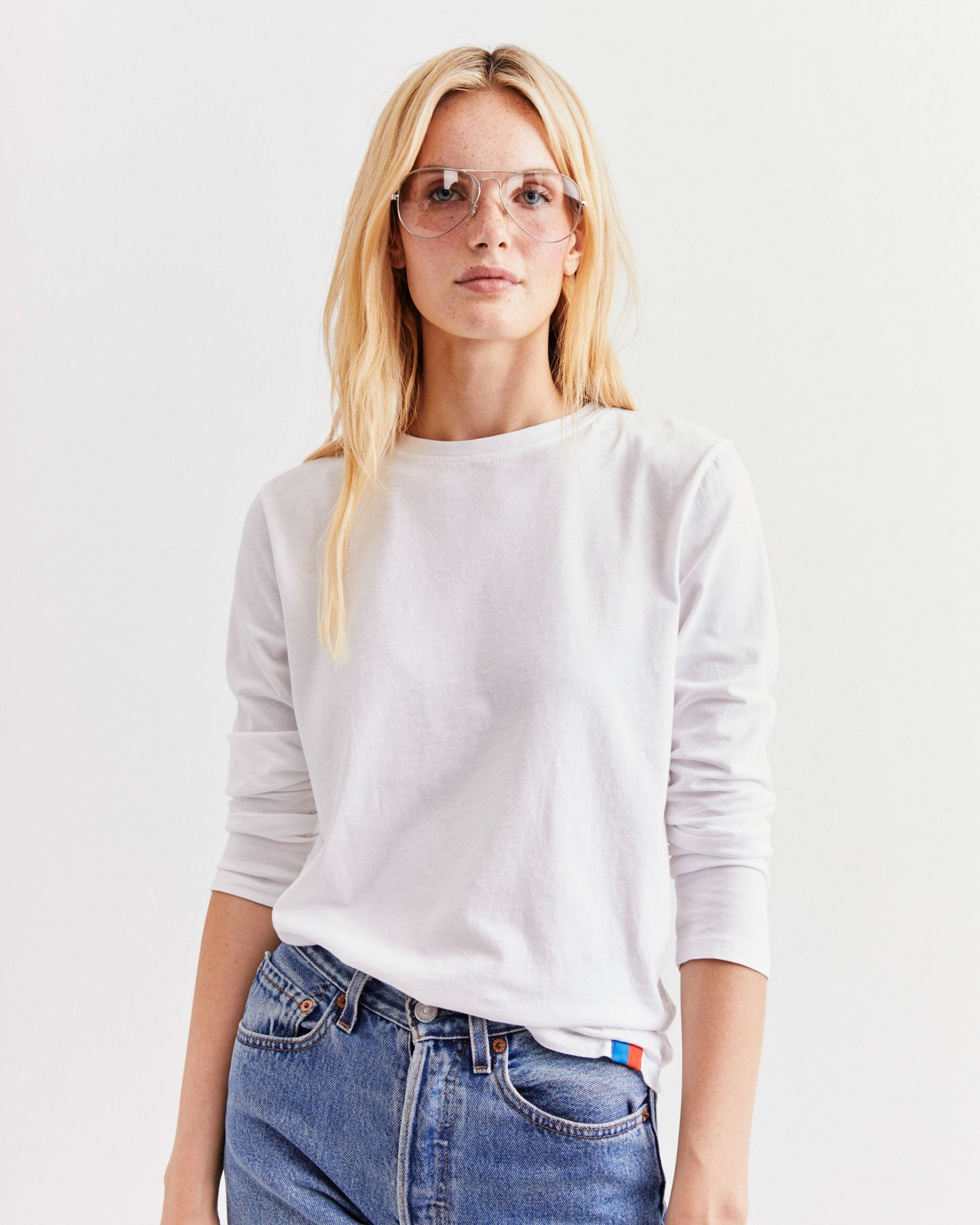 The Solid Modern Long - White