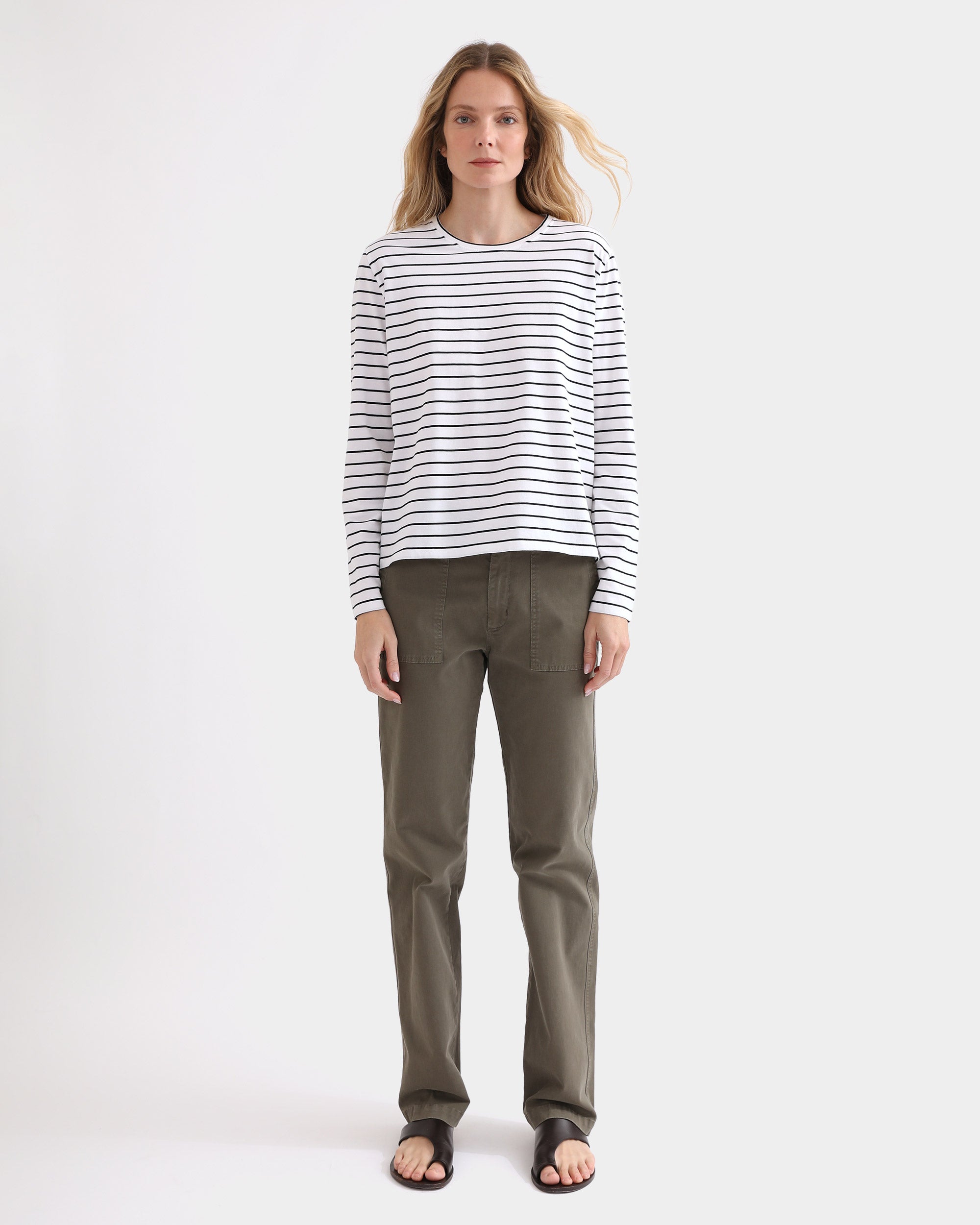 The Modern Long - White/Navy Pinstripe
